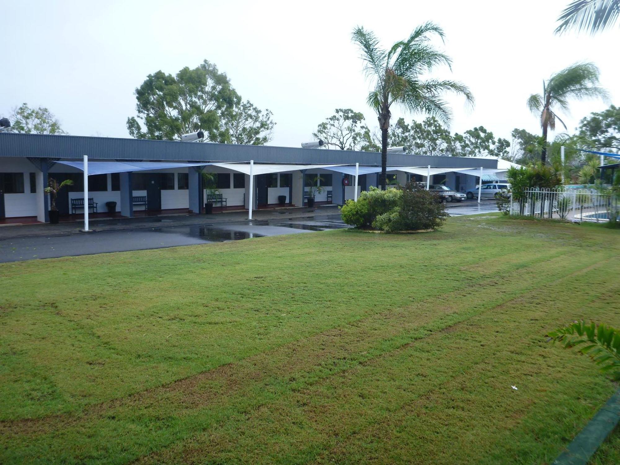 Birch Motel Bowen Exterior foto